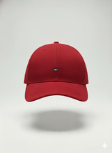 Carregar imagem no visualizador da galeria, Boné Tommy Hilfiger Básico - Vermelho Logo Bordado