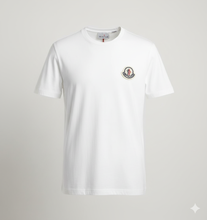 Carregar imagem no visualizador da galeria, Camiseta Básica Moncler - Branco Logo Bordado