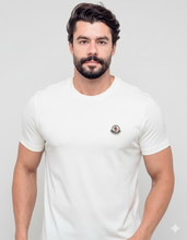 Carregar imagem no visualizador da galeria, Camiseta Básica Moncler - Branco Logo Bordado