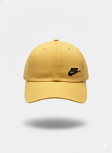 Carregar imagem no visualizador da galeria, Boné Nike - Areia Dtlh Lado