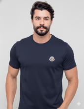 Carregar imagem no visualizador da galeria, Camiseta Básica Moncler - Azul Marinho Logo Bordado