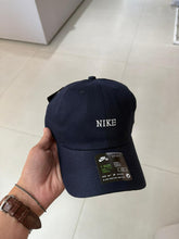 Carregar imagem no visualizador da galeria, Boné Nike - A.Marinho