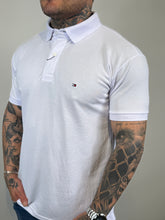 Carregar imagem no visualizador da galeria, Gola Polo TH - Branco