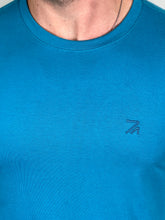 Carregar imagem no visualizador da galeria, Camiseta RA Básica - Bordado - Azul Petroleo