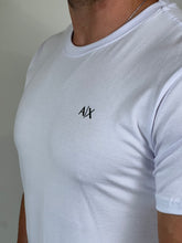 Carregar imagem no visualizador da galeria, Camiseta AX Básica - Branco