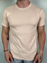 Carregar imagem no visualizador da galeria, Camiseta CK Básica - Bege