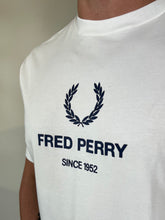 Carregar imagem no visualizador da galeria, Camiseta FP Estampada - Branco Logo Centro Coroa Since 1952