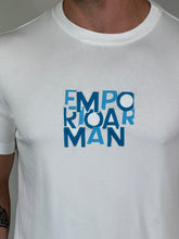 Carregar imagem no visualizador da galeria, Camiseta EA Estampada - Branco Logo Centro Escrito