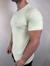 Carregar imagem no visualizador da galeria, Camiseta ARM Básica - Bordado - Verde Limão