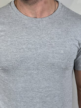 Carregar imagem no visualizador da galeria, Camiseta ARM Básica - Mono - Cinza Claro