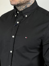 Carregar imagem no visualizador da galeria, Camisa Social TH Oxford- M/L - Preto