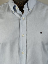 Carregar imagem no visualizador da galeria, Camisa Social TH Oxford - M/L -Azul Jeans