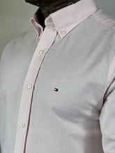 Carregar imagem no visualizador da galeria, Camisa Social TH Oxford - M/L - Rosa