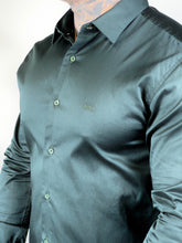 Carregar imagem no visualizador da galeria, Camisa Social HB Acetinada - M/L - V. Militar