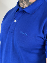 Carregar imagem no visualizador da galeria, Gola Polo CK - Azul Royal