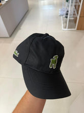 Carregar imagem no visualizador da galeria, Boné Lacoste Goat Djokovic - Preto
