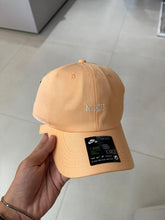 Carregar imagem no visualizador da galeria, Boné Nike - Rose