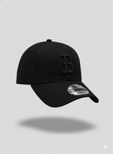 Carregar imagem no visualizador da galeria, BONÉ NEW ERA - Preto Logo Boston Mono