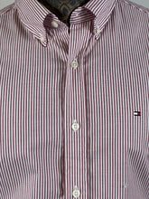 Carregar imagem no visualizador da galeria, Camisa Social TH Listrada - M/L - Vermelho