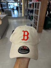 Carregar imagem no visualizador da galeria, BONÉ NEW ERA - Areia