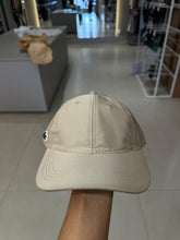 Carregar imagem no visualizador da galeria, Boné Lacoste Sport - Bege