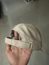 Carregar imagem no visualizador da galeria, Boné Lacoste Sport - Bege