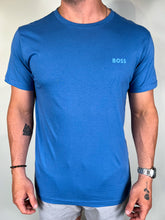 Carregar imagem no visualizador da galeria, Camiseta Boss Básica