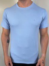 Carregar imagem no visualizador da galeria, Camiseta ARM Básica - Mono - Azul Bebe
