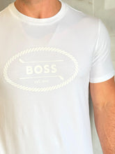Carregar imagem no visualizador da galeria, Camiseta Básica HB - Branco Logo Monocromatico