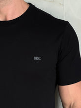 Carregar imagem no visualizador da galeria, Camiseta Básica DL - Preto Logo Escrito