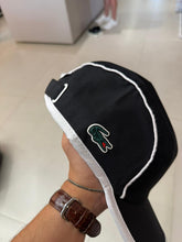 Carregar imagem no visualizador da galeria, Boné Lacoste - Preto