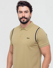 Carregar imagem no visualizador da galeria, Gola polo Boss - Bege Logo Escrito