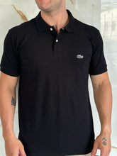 Carregar imagem no visualizador da galeria, Gola Polo Lcst - Logo Emborrachado Preto
