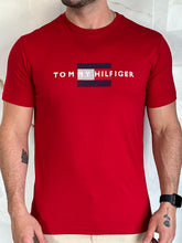 Carregar imagem no visualizador da galeria, Camiseta Estampada TH - Vermelho Dtlh Centro