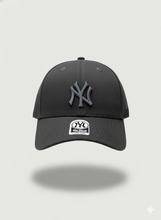 Carregar imagem no visualizador da galeria, Boné New York - Cinza Chumbo Logo Escrito
