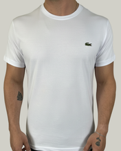 Carregar imagem no visualizador da galeria, Camiseta Lacoste Básica

