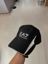 Carregar imagem no visualizador da galeria, Boné EA7 - Preto
