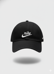 Boné Nike - Preto Logo Branco