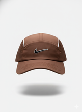 Carregar imagem no visualizador da galeria, Boné Nike Facão Bordado - Marrom
