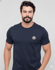 Camiseta Básica Moncler - Azul Marinho Logo Bordado