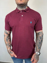 Carregar imagem no visualizador da galeria, Gola Polo Rl Tradicional - Bordo
