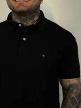 Carregar imagem no visualizador da galeria, Gola Polo TH - Preto

