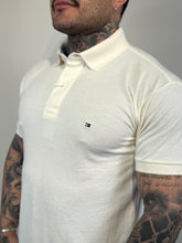 Carregar imagem no visualizador da galeria, Gola Polo TH - Off White
