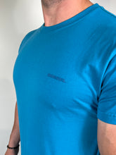 Carregar imagem no visualizador da galeria, Camiseta DSL Básica - Azul Turquesa
