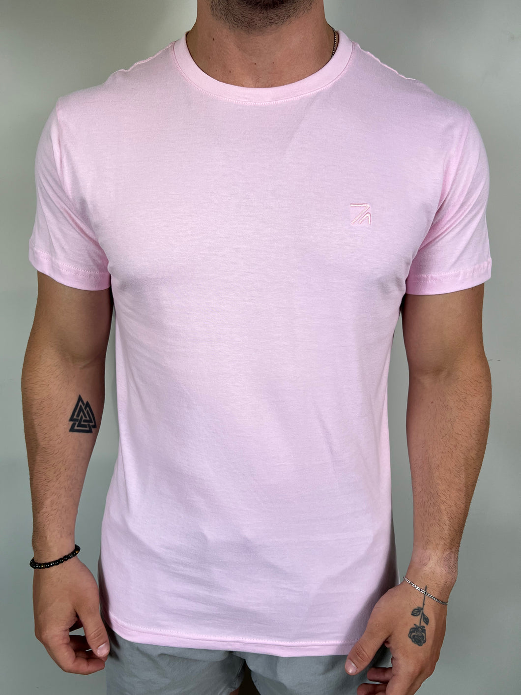 Camiseta RA Básica - Bordado - Rosa