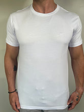 Carregar imagem no visualizador da galeria, Camiseta RA Básica - Bordado - Branco
