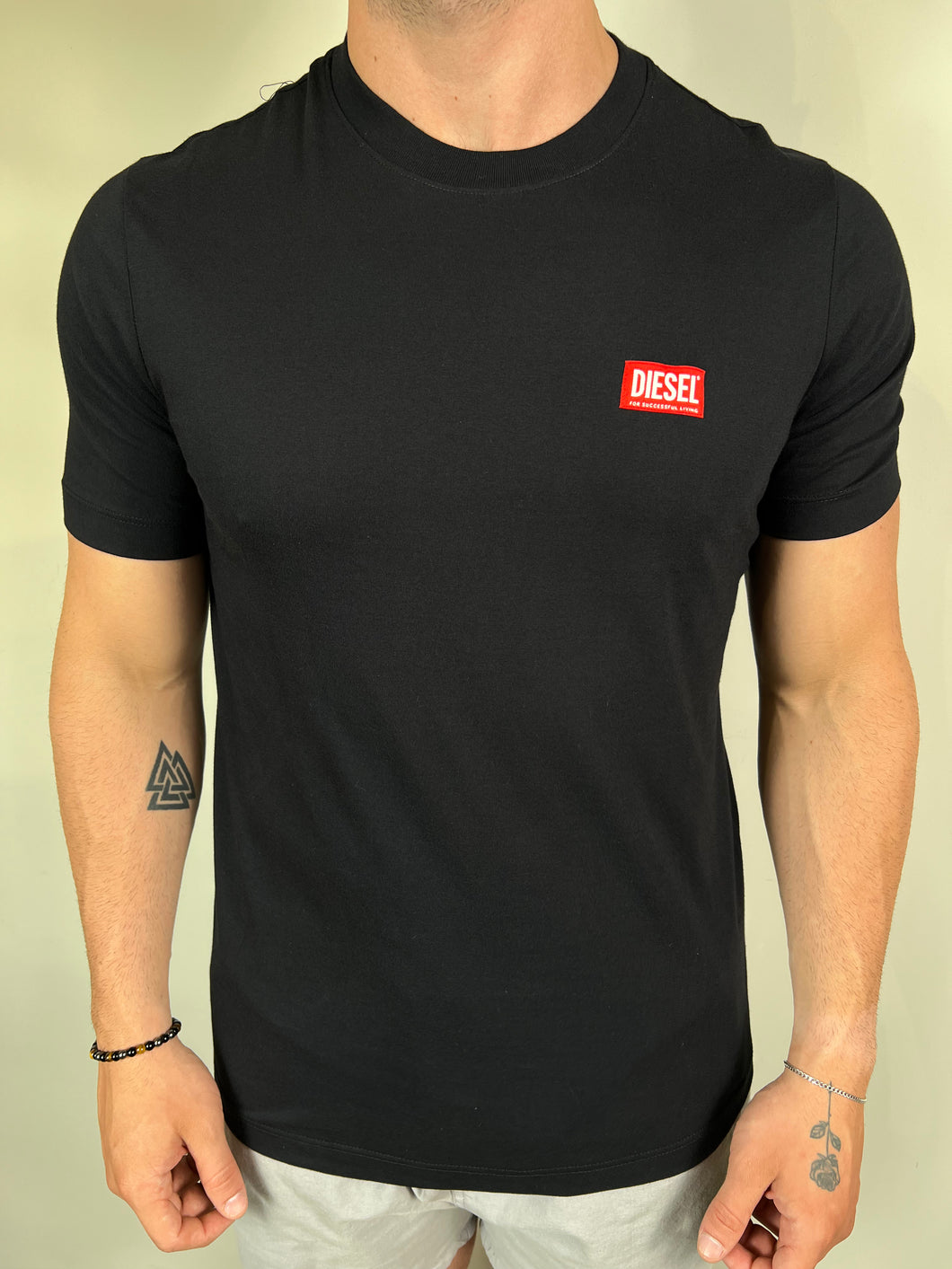 Camiseta DSL Básica - Preto Logo Escrito