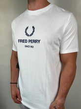 Carregar imagem no visualizador da galeria, Camiseta FP Estampada - Branco Logo Centro Coroa Since 1952
