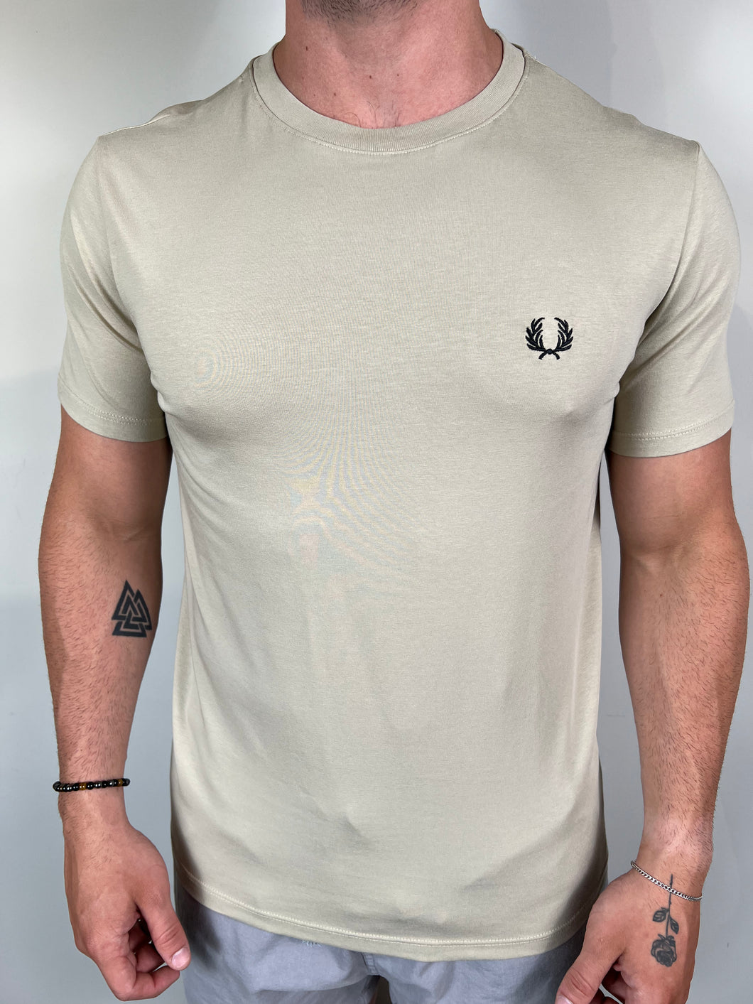 Camiseta FP Básica - Bege Logo Preto Bordado