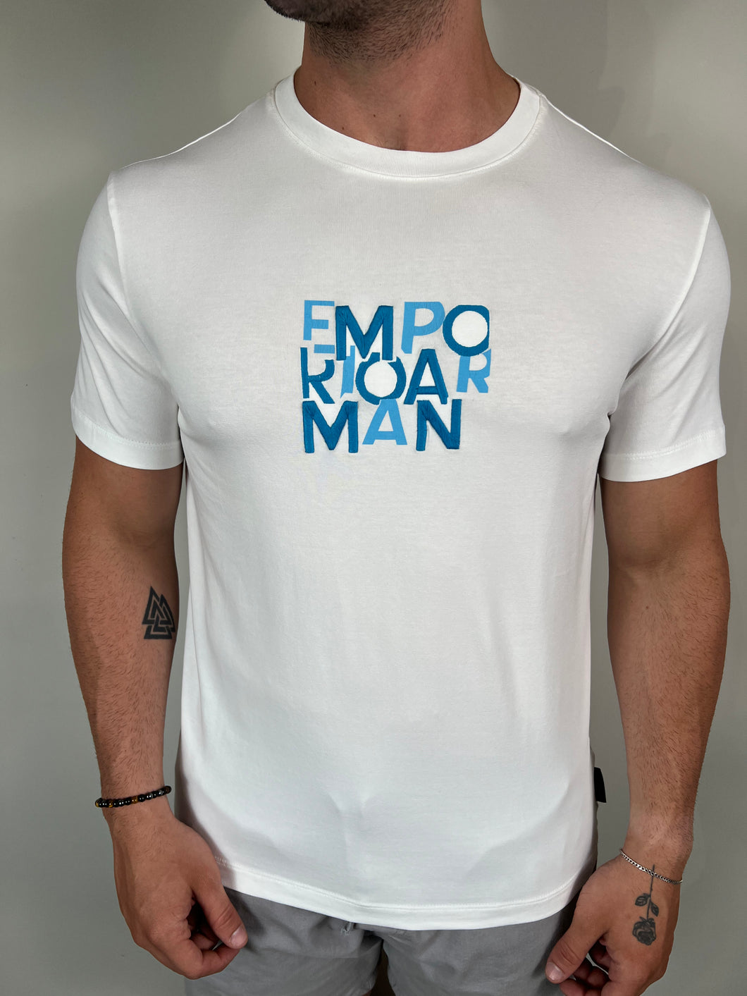 Camiseta EA Estampada - Branco Logo Centro Escrito